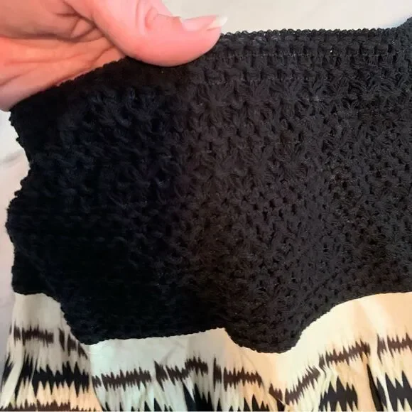 NWT New COLDWATER CREEK Crochet Border Print Skirt Black Tan Cream M 10 12 - Picture 3 of 4